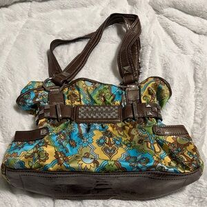 Chic Floral Shoulder Bag in Brown and Blue